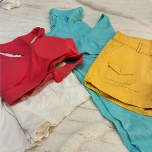 BUNDLE of 5 Pieces, shorts, sport bras & leggings